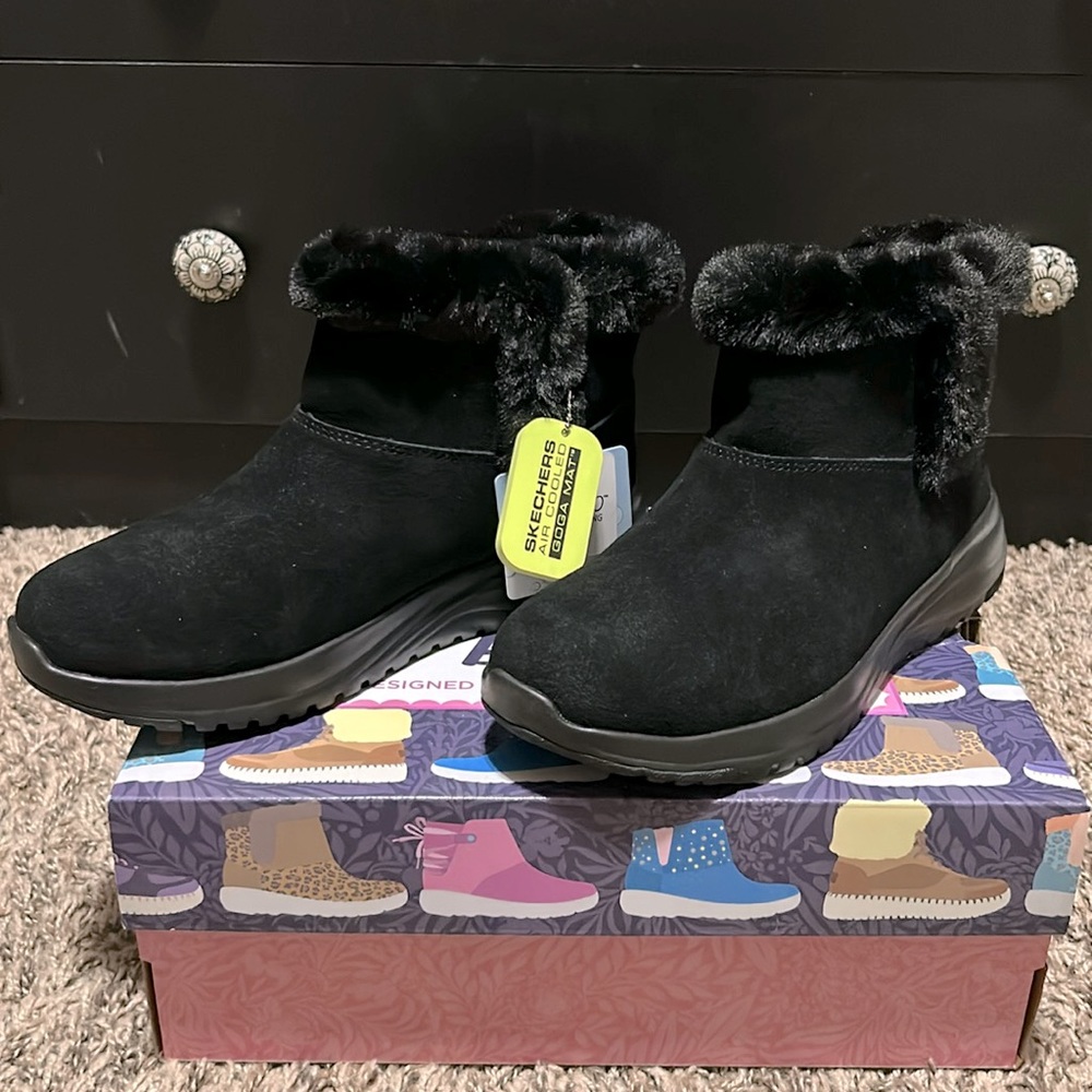 Skechers gowalk boots